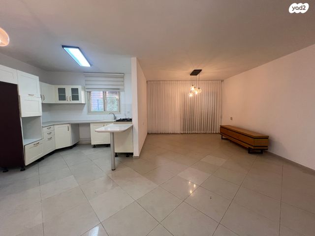 דירה, ישראל גלילי, רמות הרכס, באר שבע