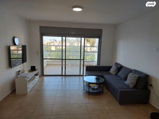 דירה, הנחל, רמות ויצמן, יבנה