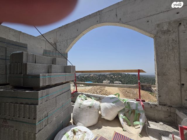 דירה, השדות, אבו גוש, אבו גוש