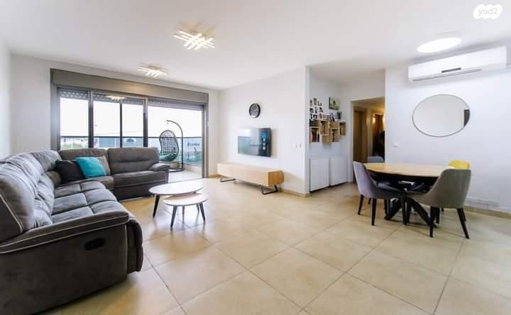 הדר המושבות החדשה / אם המושבות החדשה