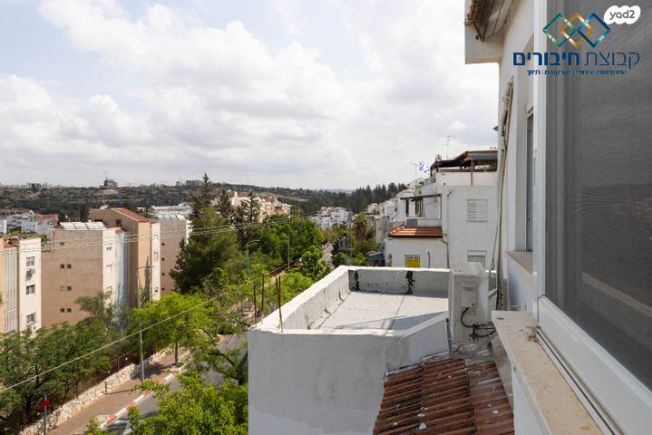 ה' באייר 36