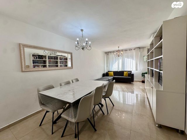 דירה, אלמוג, גילה, ירושלים