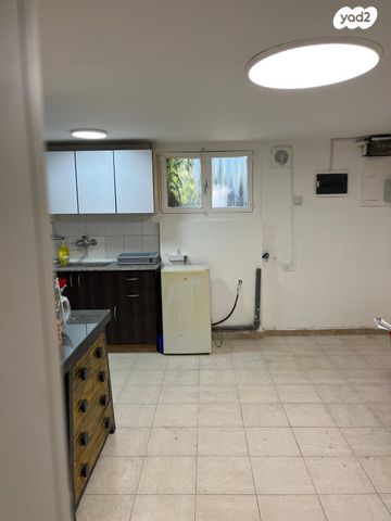 מרתף/ פרטר, א' / צפון מזרח העיר, רחובות