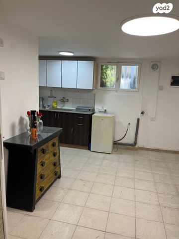 מרתף/ פרטר, א' / צפון מזרח העיר, רחובות