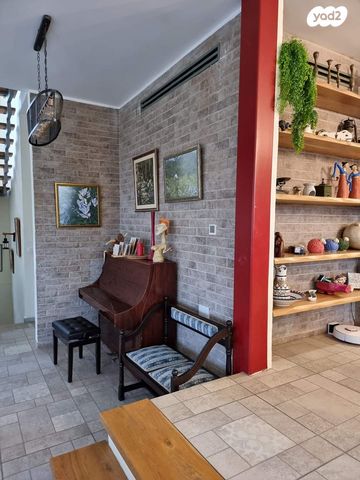 בית פרטי/ קוטג', גיתה