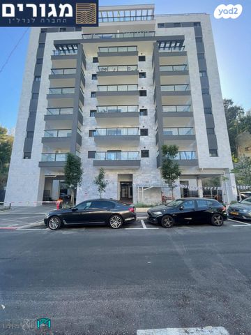 דירה, זלמן שניאור, רמות רמז, חיפה