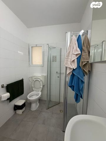 דירה, החסידה 6, חדרה