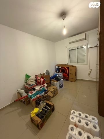 דירה, החסידה 6, חדרה