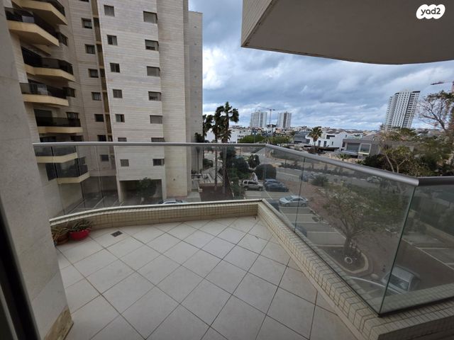 דירה, חיל החימוש, נווה חוף, ראשון לציון