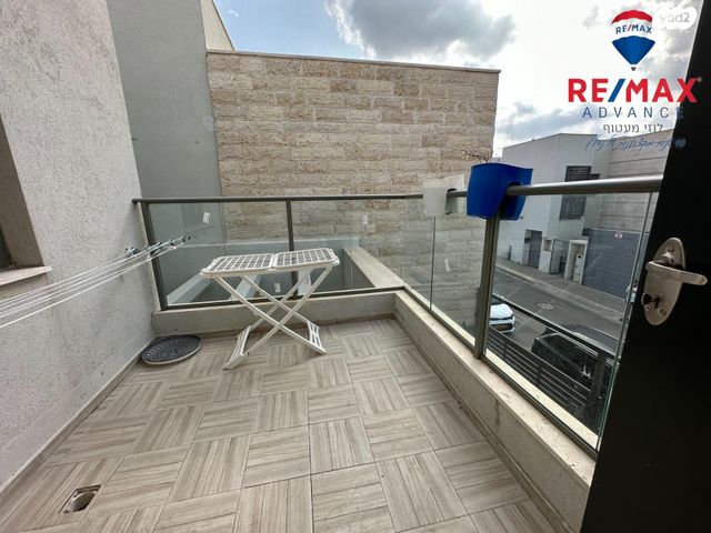 בית פרטי/ קוטג', הרב יצחק שניארסון, המחנה הצבאי, קרית מלאכי