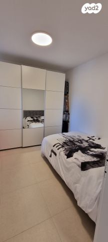 דירה, דרך העצמאות 29, ליבת העיר, יהוד מונוסון