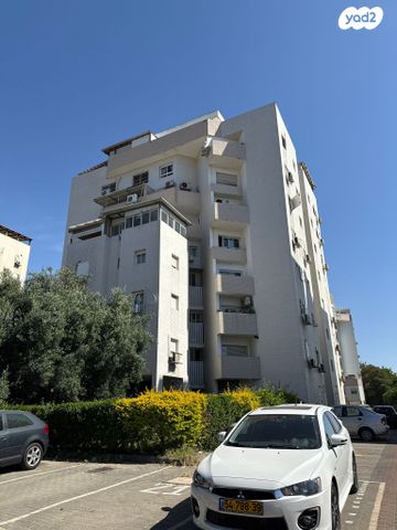 דירה, החסידה 6, חדרה