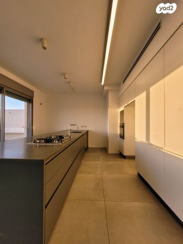 תכנית ל', למד