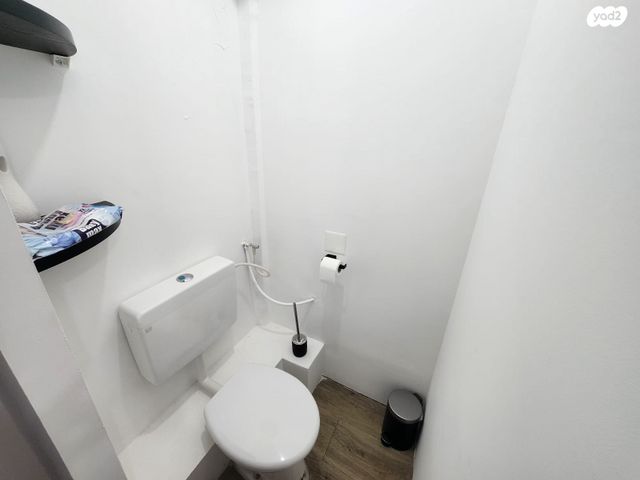 משרדים, הרצל, עמידר, טירת כרמל