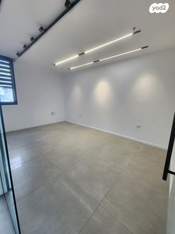 משרדים, עפולה