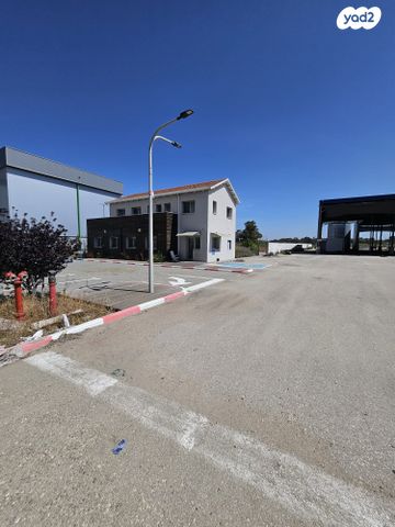 מגרשים, אזור תעשייה אכזיב מילואות