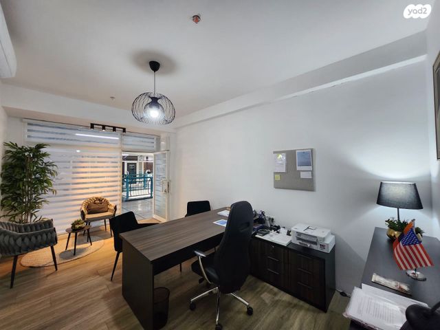 משרדים, הרצל, עמידר, טירת כרמל