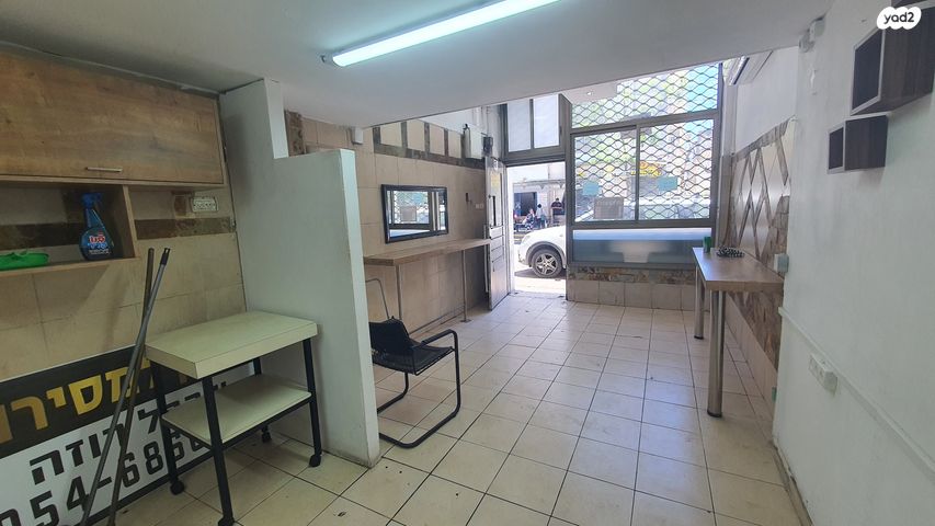 חנויות/ שטח מסחרי, ביאליק, שוק תלפיות, חיפה