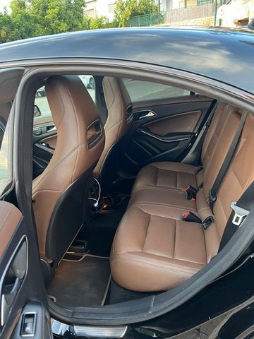 מרצדס-בנץ CLA