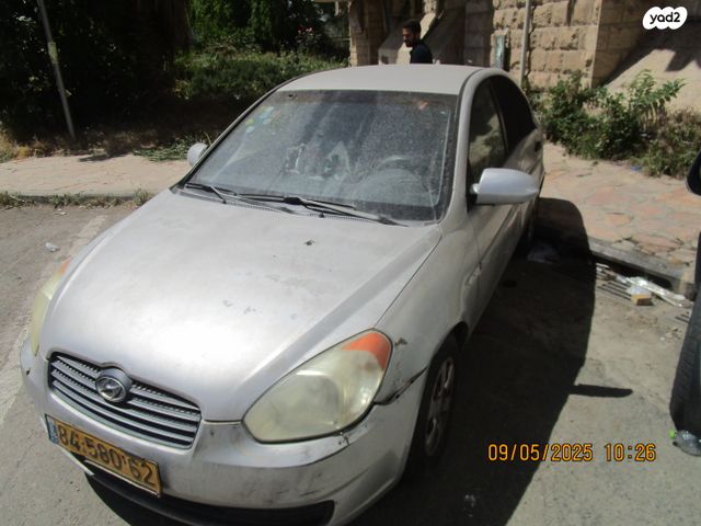 יונדאי אקסנט i25