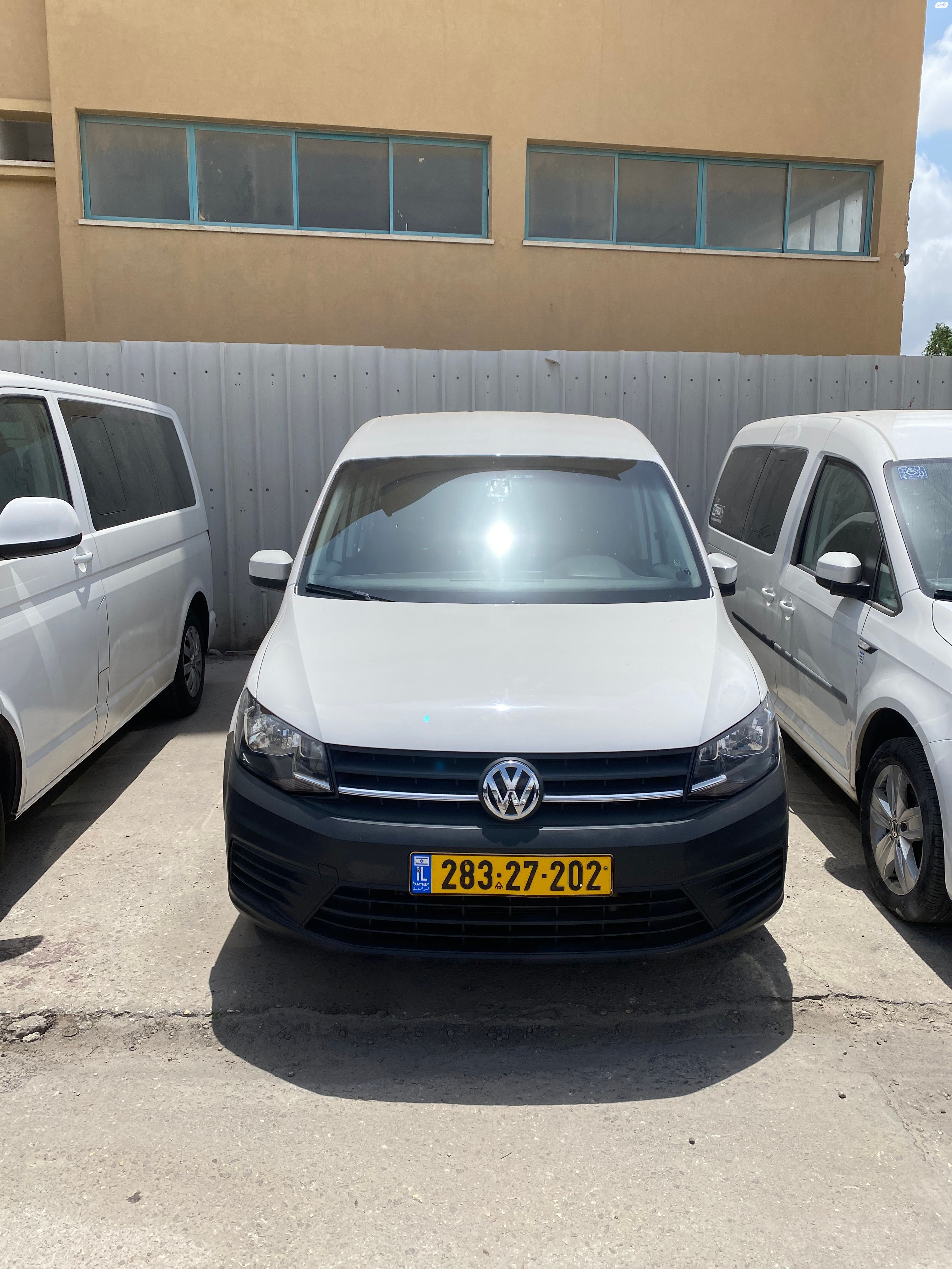 מודעת רכב פולקסווגן קאדי