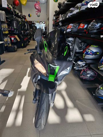 קאוואסאקי נינג'ה ZX 10R