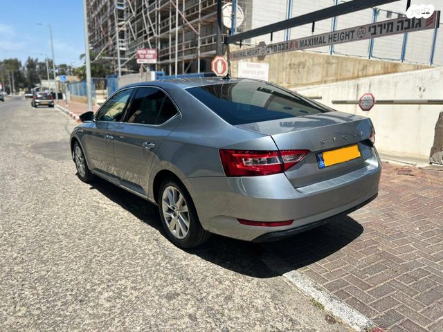 סקודה סופרב