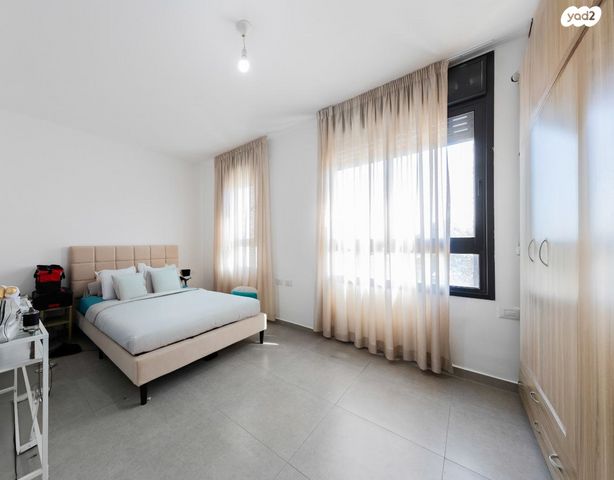 דירה, רב אלוף רפאל איתן 44, רמת אפעל, רמת גן