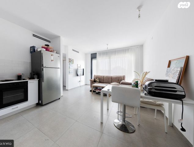 דירה, רב אלוף רפאל איתן 44, רמת אפעל, רמת גן