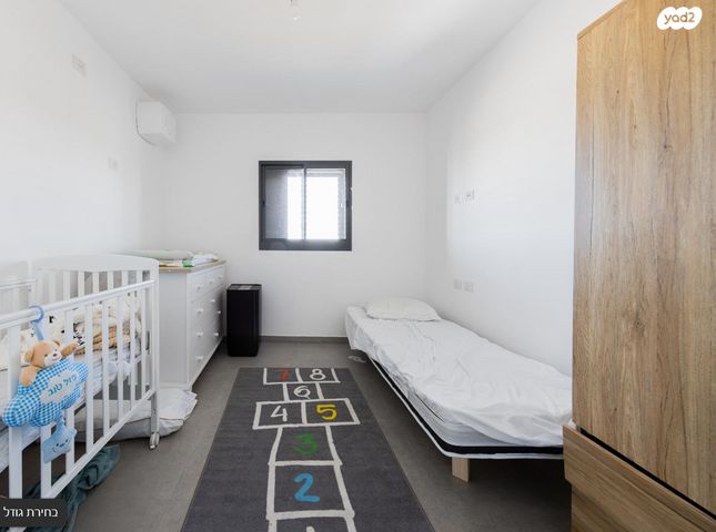 דירה, רב אלוף רפאל איתן 44, רמת אפעל, רמת גן