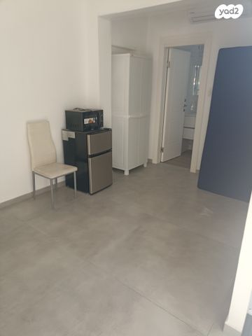 יחידת דיור, אחד במאי 29, מרכז, קרית עבודה, חולון