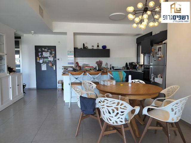 דירה, נווה זמר, רעננה