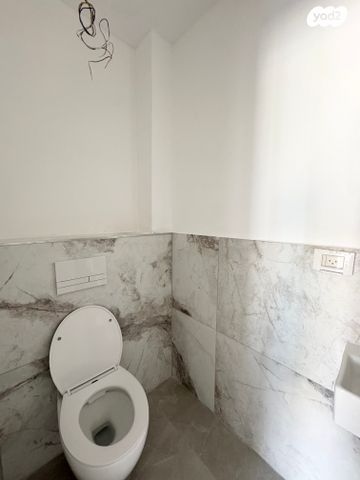 דירה, יכין, שכונת הראשונים, רמת גן