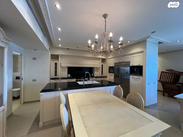 דירה, שדרות ניצה 26, צפון מערב מרכז העיר, נתניה