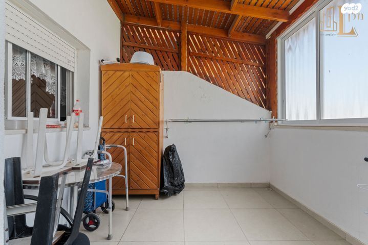 דופלקס, המורן, אבן גבירול, רחובות