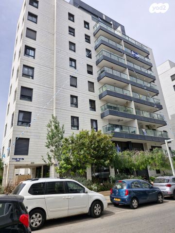 דירה, הקרן, גליל ים (מתחם הכוכבים), הרצליה