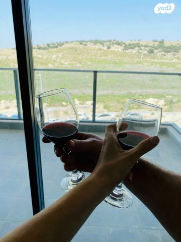 דירה, עמק חפר, מורשת, מודיעין מכבים רעות