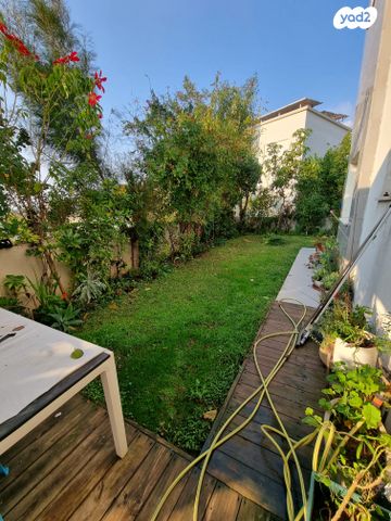 דו משפחתי, הראשונים, עפולה