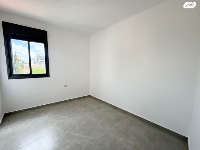 דירה, יכין, שכונת הראשונים, רמת גן