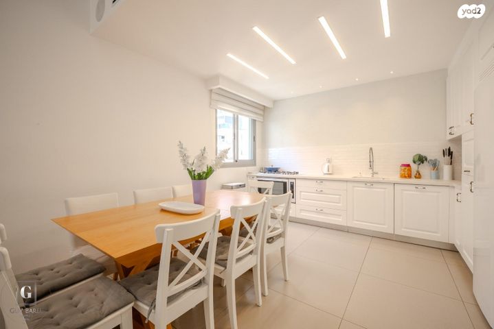 דירה, פרופסור ישעיהו ליבוביץ 22, עזרא, הארגזים, תל אביב יפו