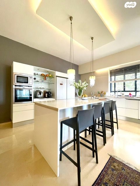 דירה, הירקון, שמבור, חיפה