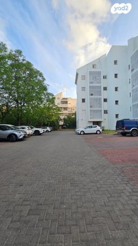 דופלקס, עמק זבולון, הדרים, הדרים החדשה, כפר סבא