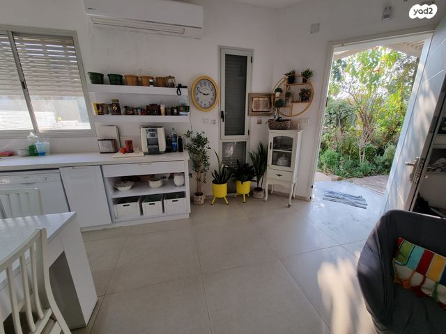 דו משפחתי, הראשונים, עפולה