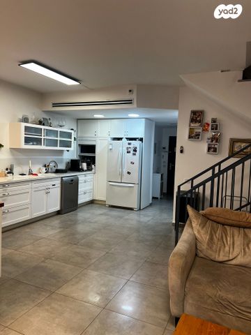 דירה, ישראל שוחט, נווה זאב, נאות אילן, באר שבע