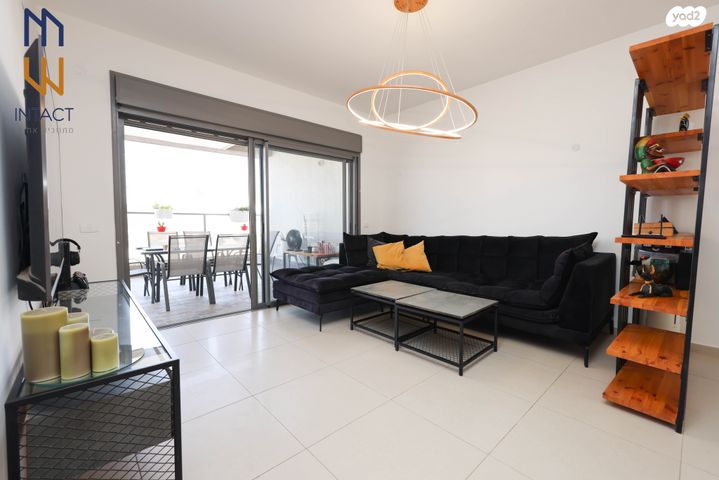 דירה, ברקת, אבני חן, חריש