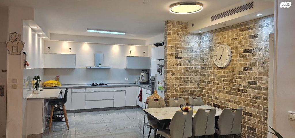 דירה, מאיר אריאל, קרית האמנים, מצליח, רמלה