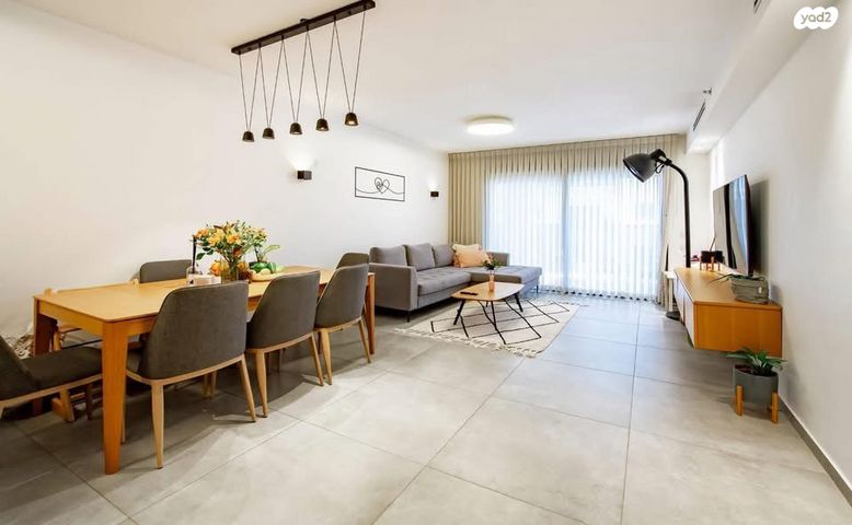 דירה, חיים הרצוג, מתחם 1200, הוד השרון