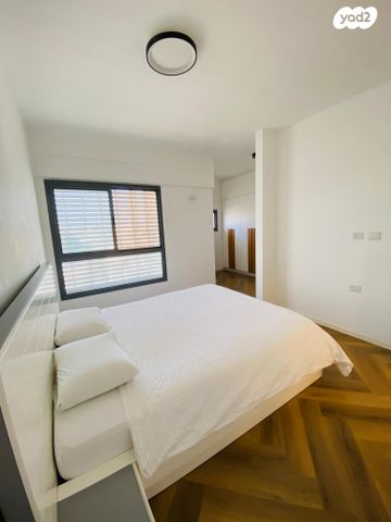 דופלקס, כפר סבא