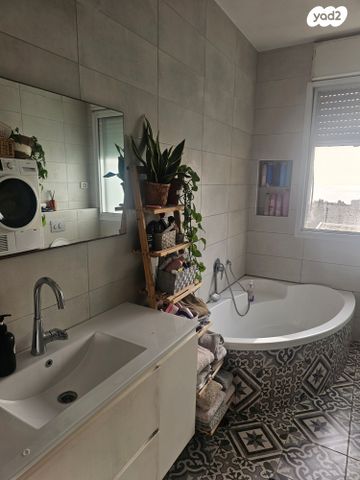 דירה, עובדיה, רמת התשבי, חיפה