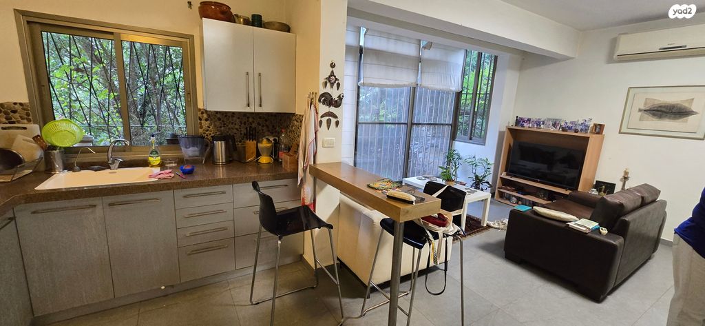 דירת גן, רמת אביב, תל אביב יפו